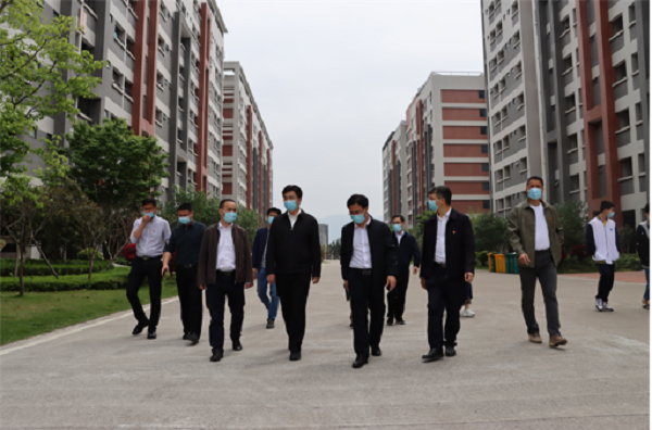 澳门新葡京app
党组书记、厅长孔繁军实地检查指导福建技师学院疫情防控工作